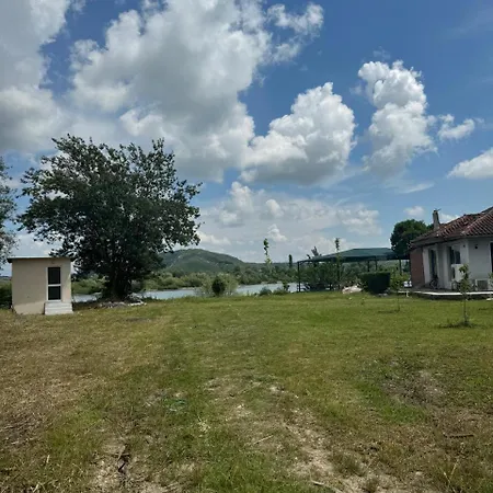 Camping Ardis & Herges Campsite Shkoder